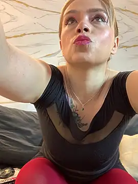 RayaCarr  online show from July 2026 01:25:02 PM