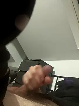 wyattstone online show from November 2025 02:10:02 AM