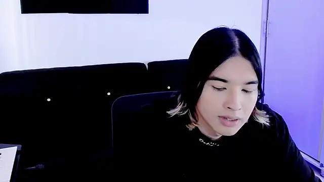 JordiWilld online show from November 2025 03:01:02 PM