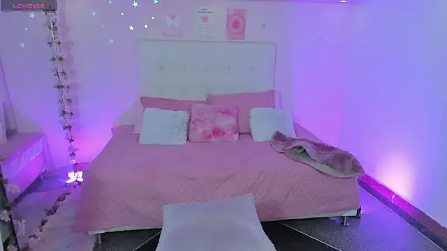 ScarlettDreamss7 online show from November 2025 12:19:02 PM