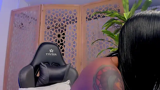 sophierooy22 online show from February 2025 02:58:02 PM