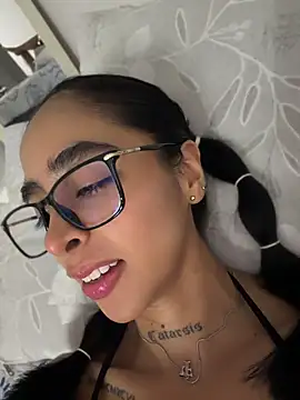 sophierooy22 online show from July 2026 04:35:02 PM