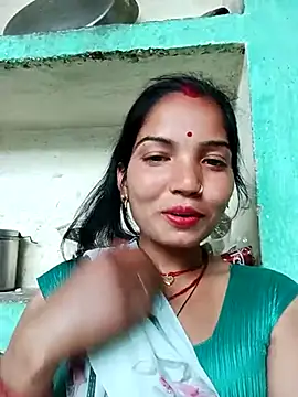 Bhuvi Bedi online show from February 2025 12:02:02 PM