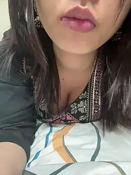 Hotcouples14 online show from January 2026 03:06:01 PM