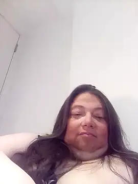 Snapshot of HotHornyEmmaX chatting on February 2025 08:29:01 AM HotHornyEmmaX online show from February 2025 08:29:01 AM