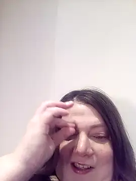 Snapshot of HotHornyEmmaX chatting on February 2025 07:15:01 AM HotHornyEmmaX online show from February 2025 07:15:01 AM