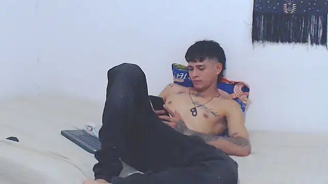 lu nastyboy18 online show from September 2025 10:44:02 PM