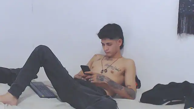 lu nastyboy18 online show from October 2025 09:13:01 PM