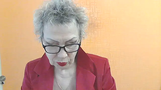 NessyJenixs online show from January 2026 08:17:01 AM