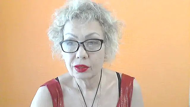Snapshot of NessyJenixs chatting on May 2026 06:53:01 AM NessyJenixs online show from May 2026 06:53:01 AM