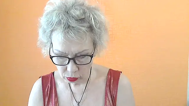 Snapshot of NessyJenixs chatting on June 2026 07:01:02 AM NessyJenixs online show from June 2026 07:01:02 AM