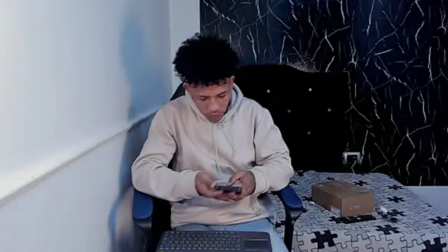 carlos alber12 online show from November 2025 03:22:01 PM