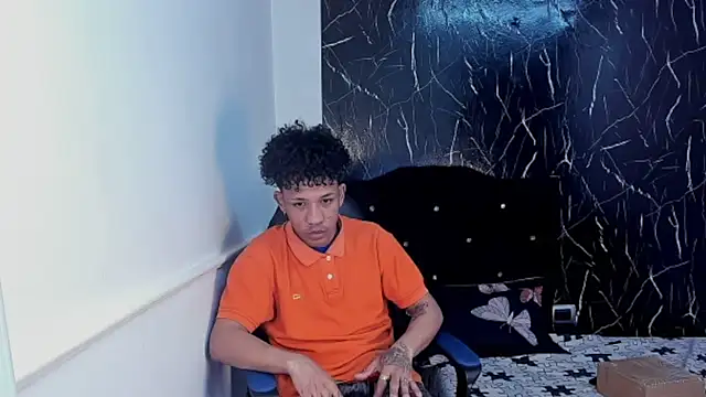 carlos alber12 online show from November 2025 02:59:02 PM