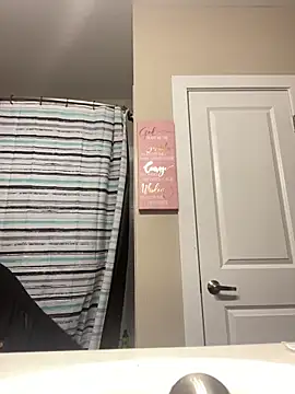 theprettysoles online show from December 2025 02:34:01 PM