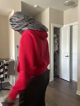 theprettysoles online show from December 2025 02:46:02 PM