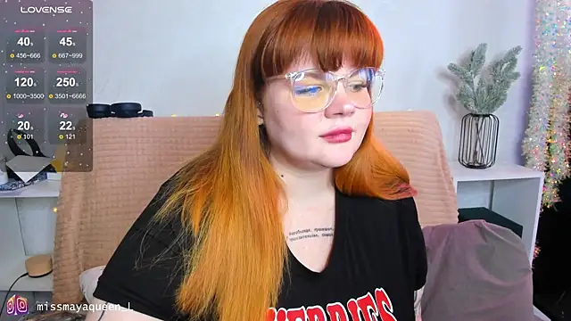 Snapshot of missmayaqueen chatting on February 2026 08:29:02 AM missmayaqueen online show from February 2026 08:29:02 AM