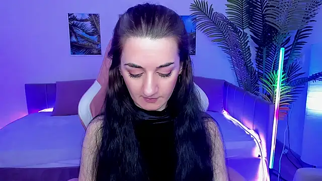 Snapshot of JessicaAlfo chatting on February 2025 08:38:01 AM JessicaAlfo online show from February 2025 08:38:01 AM