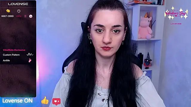 Snapshot of JessicaAlfo chatting on February 2025 08:59:01 AM JessicaAlfo online show from February 2025 08:59:01 AM