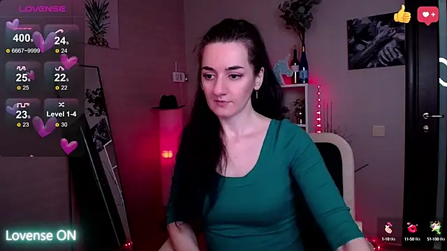 Snapshot of JessicaAlfo chatting on February 2025 08:40:02 AM JessicaAlfo online show from February 2025 08:40:02 AM