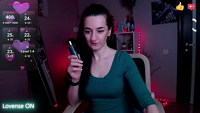 Snapshot of JessicaAlfo chatting on February 2025 11:44:02 AM JessicaAlfo online show from February 2025 11:44:02 AM