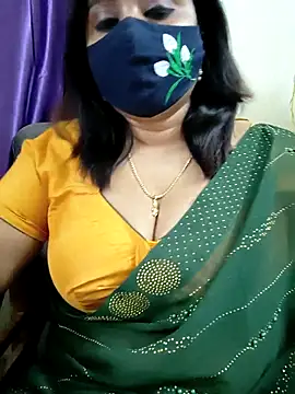 Queenflowerr online show from March 2026 06:13:02 PM