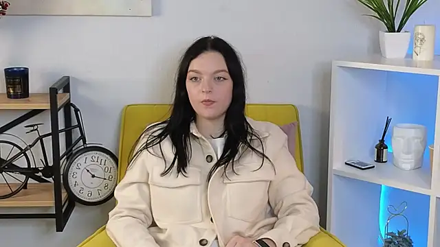 GladysHewell online show from January 2025 10:50:02 AM