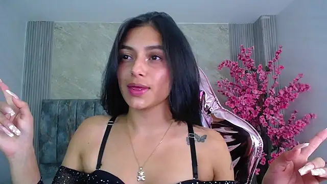 Snapshot of lilith_petit_sub chatting on January 2025 03:54:02 PM lilith petit sub online show from January 2025 03:54:02 PM