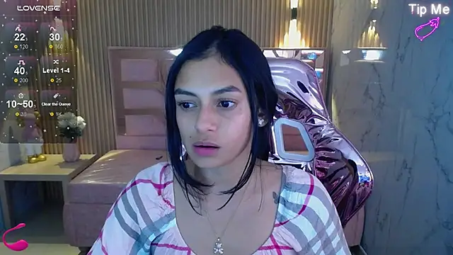 Snapshot of lilith_petit_sub chatting on January 2025 08:04:01 PM lilith petit sub online show from January 2025 08:04:01 PM