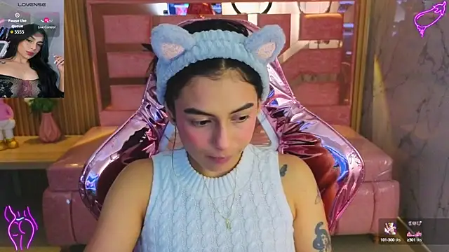 Snapshot of lilith_petit_sub chatting on October 2025 03:49:02 AM lilith petit sub online show from October 2025 03:49:02 AM