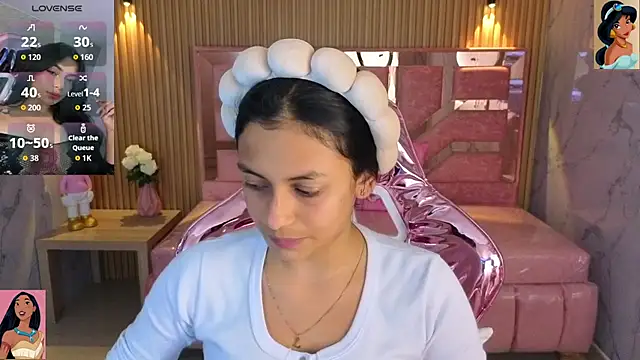 lilith petit sub online show from November 2025 03:20:01 AM