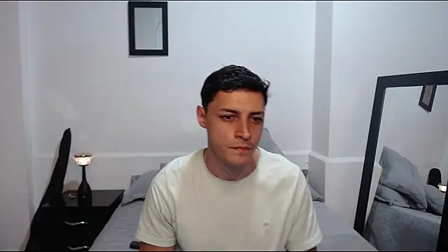 Snapshot of Frank_Millers chatting on May 2026 12:38:01 AM Frank Millers online show from May 2026 12:38:01 AM