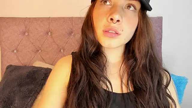 Snapshot of onix_bl4ck chatting on January 2025 10:44:01 PM onix bl4ck online show from January 2025 10:44:01 PM