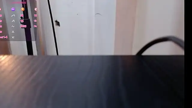 victoria adams07 online show from April 2026 01:39:01 PM