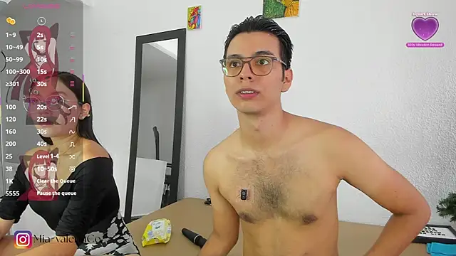 MarioandMia online show from October 2025 08:53:02 PM