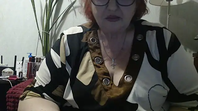 DeniseeRosea online show from April 2026 05:57:01 PM