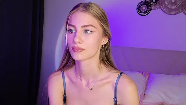 GabriellaOlsen online show from July 2026 04:35:02 PM