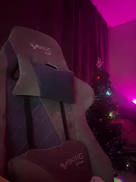 Ohmy Nora  online show from January 2025 01:11:01 AM