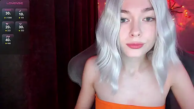 Ohmy Nora  online show from November 2025 07:23:02 PM