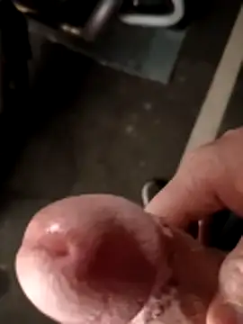 garibaldi1974 online show from November 2025 12:25:01 PM