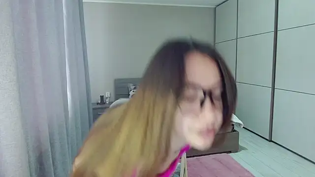 singletrouble online show from March 2026 07:36:02 AM