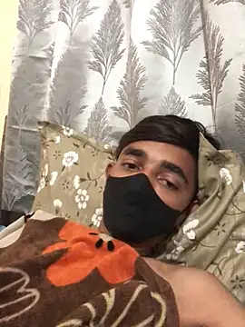 Snapshot of vas02vir chatting on February 2025 02:51:02 AM vas02vir online show from February 2025 02:51:02 AM