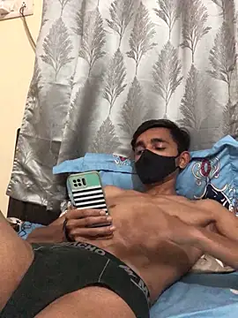 Snapshot of vas02vir chatting on February 2025 04:35:01 PM vas02vir online show from February 2025 04:35:01 PM