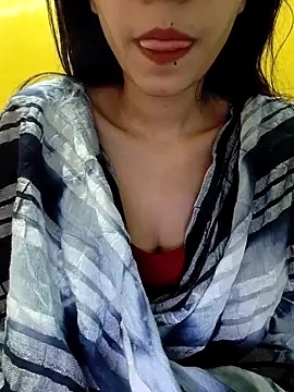 Snapshot of cute_IndianBabe chatting on March 2025 01:19:01 AM cute IndianBabe online show from March 2025 01:19:01 AM