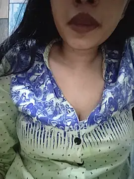 Snapshot of cute_IndianBabe chatting on July 2026 12:59:02 AM cute IndianBabe online show from July 2026 12:59:02 AM