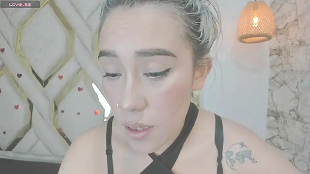 Lannajansen online show from March 2025 06:21:02 PM