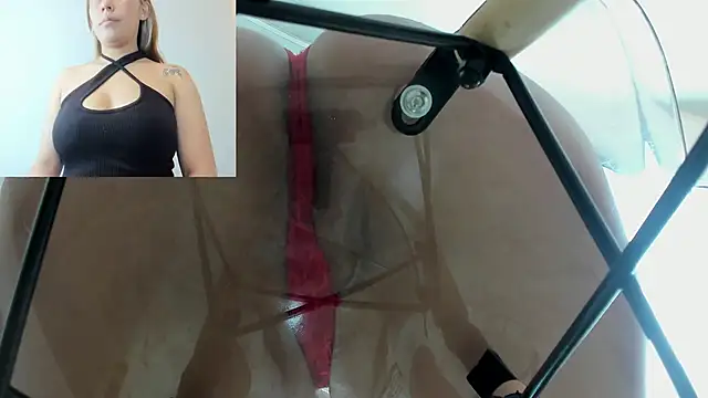 Lannajansen online show from November 2025 01:33:02 PM