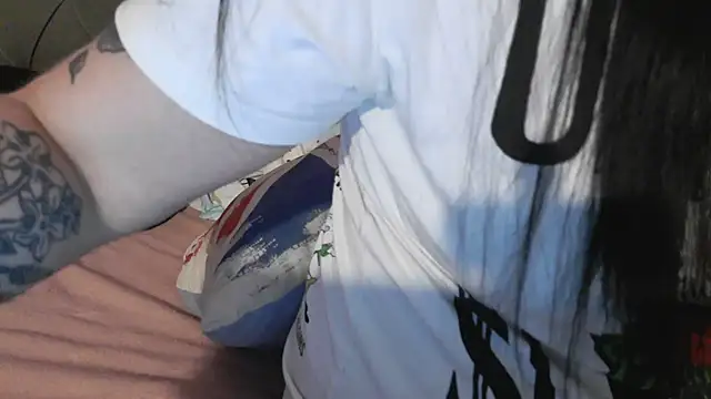 bunnyfox420 online show from April 2026 07:07:02 PM