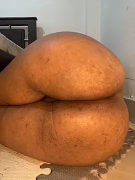 Charlotte bronxxx online show from September 2025 05:35:02 PM