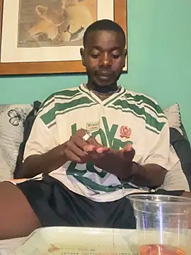 Snapshot of clipper12 chatting on April 2026 08:02:02 PM clipper12 online show from April 2026 08:02:02 PM