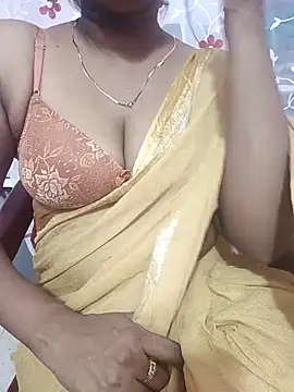 Snapshot of Vedha_Vedhika chatting on October 2025 06:13:02 PM Vedha Vedhika online show from October 2025 06:13:02 PM